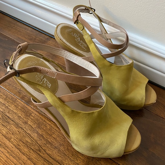 Cole Haan - collab with Maria Sharapova - yellow leather shoe with wedge heel - Picture 4 of 4